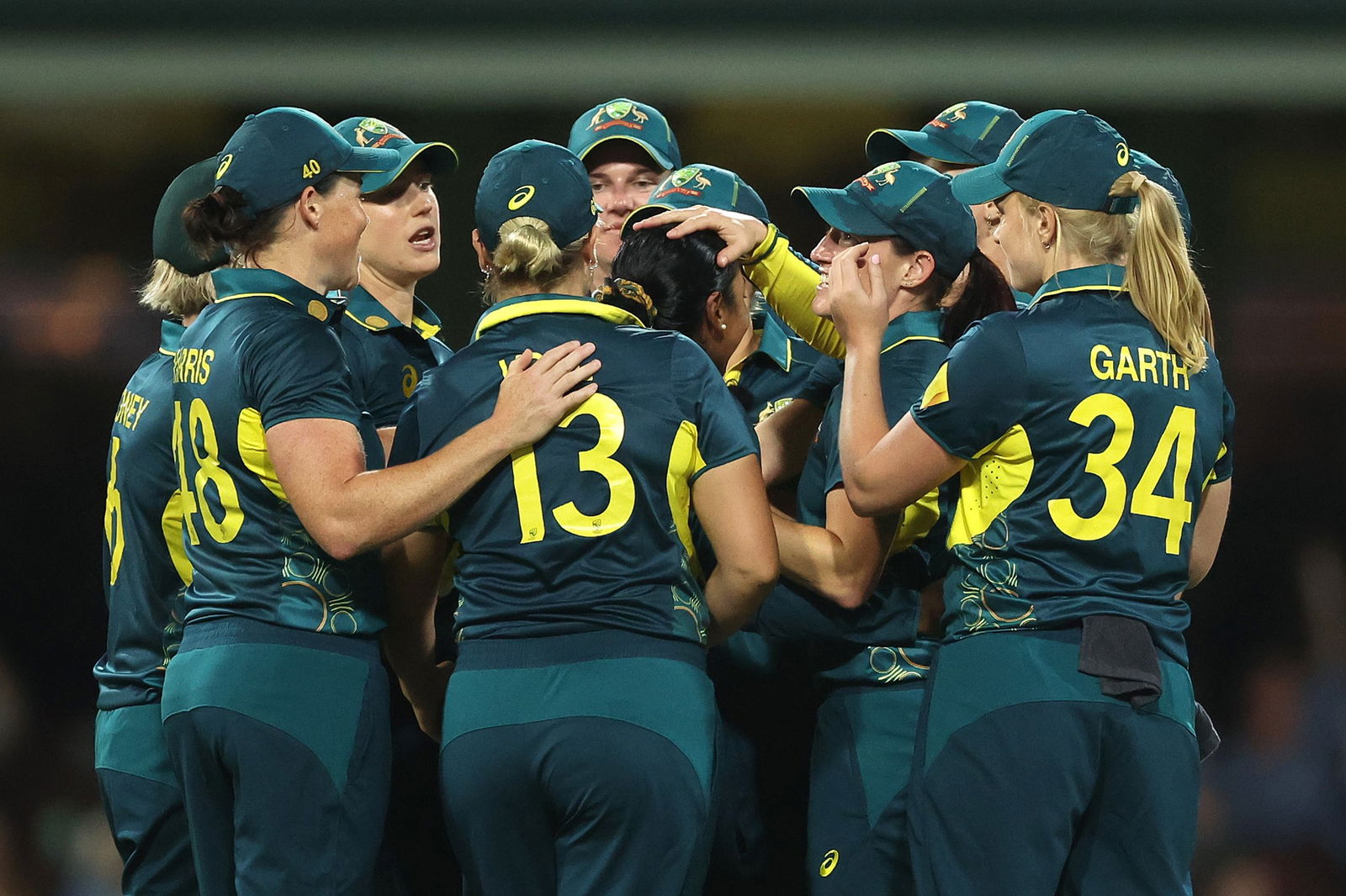 Australia celebrates a wicket