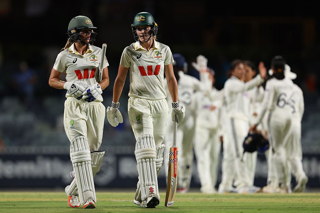 Annabel Sutherland e Ellyse Perry