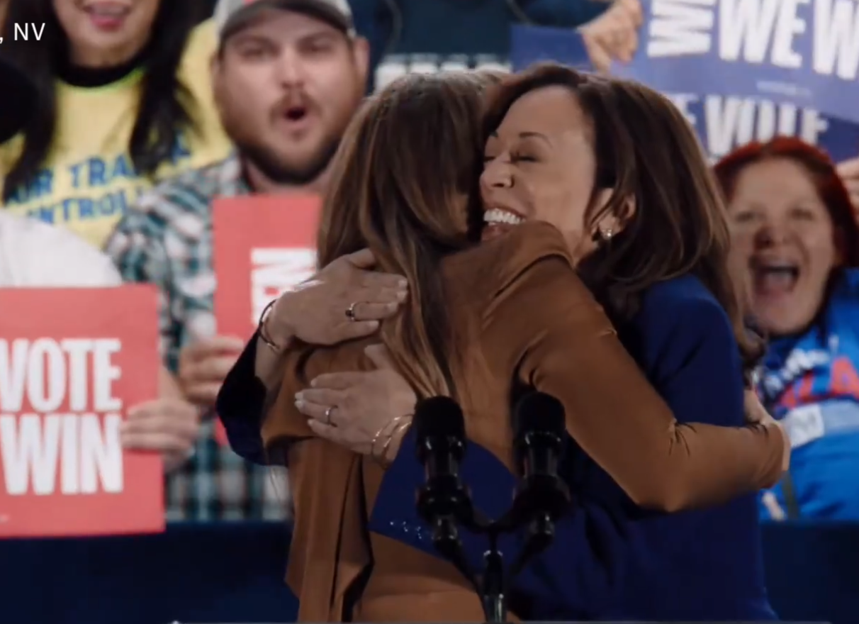 Jennifer Lopez introduces Kamala Harris