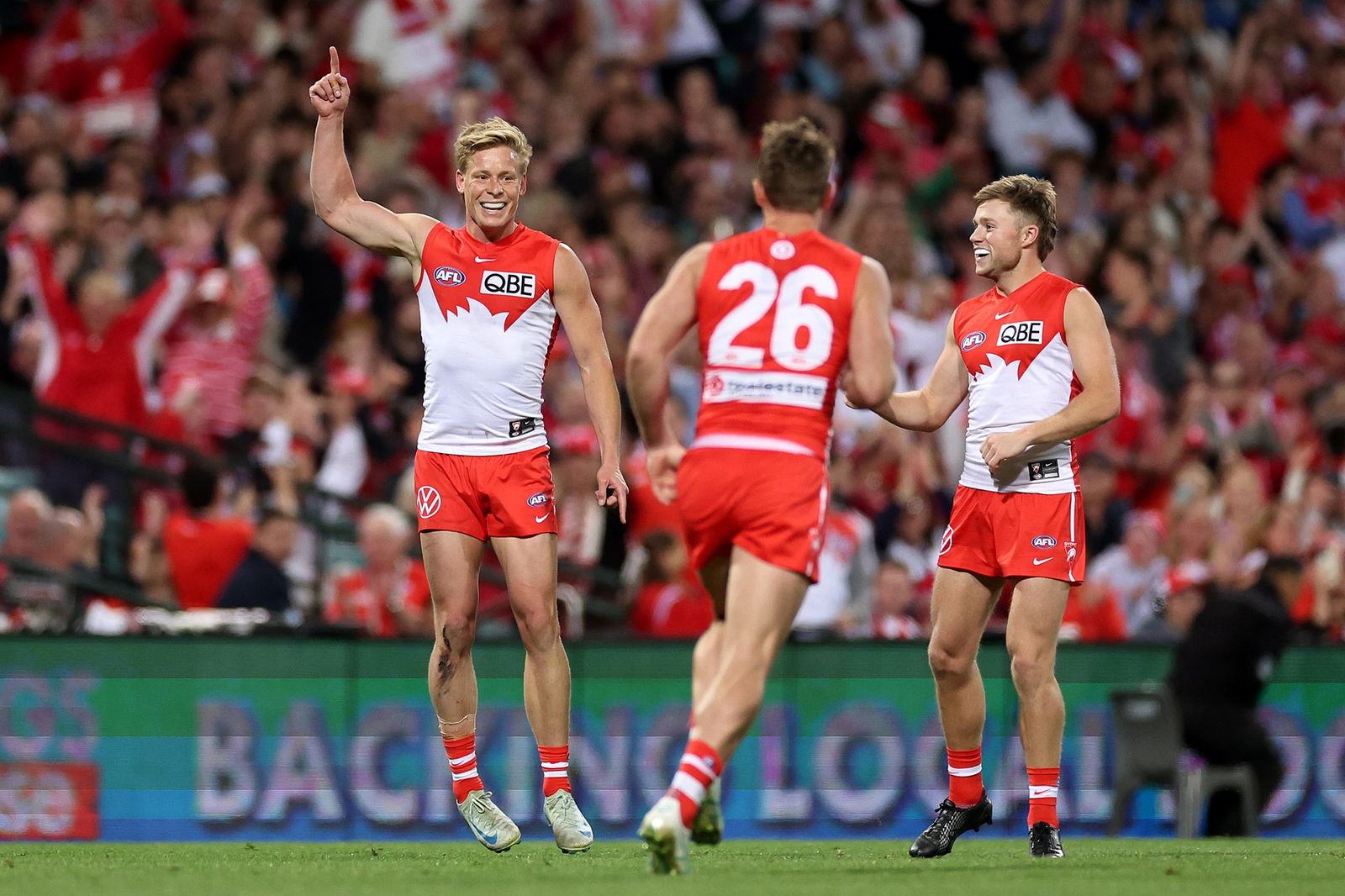 Isaac Heeney celebrates