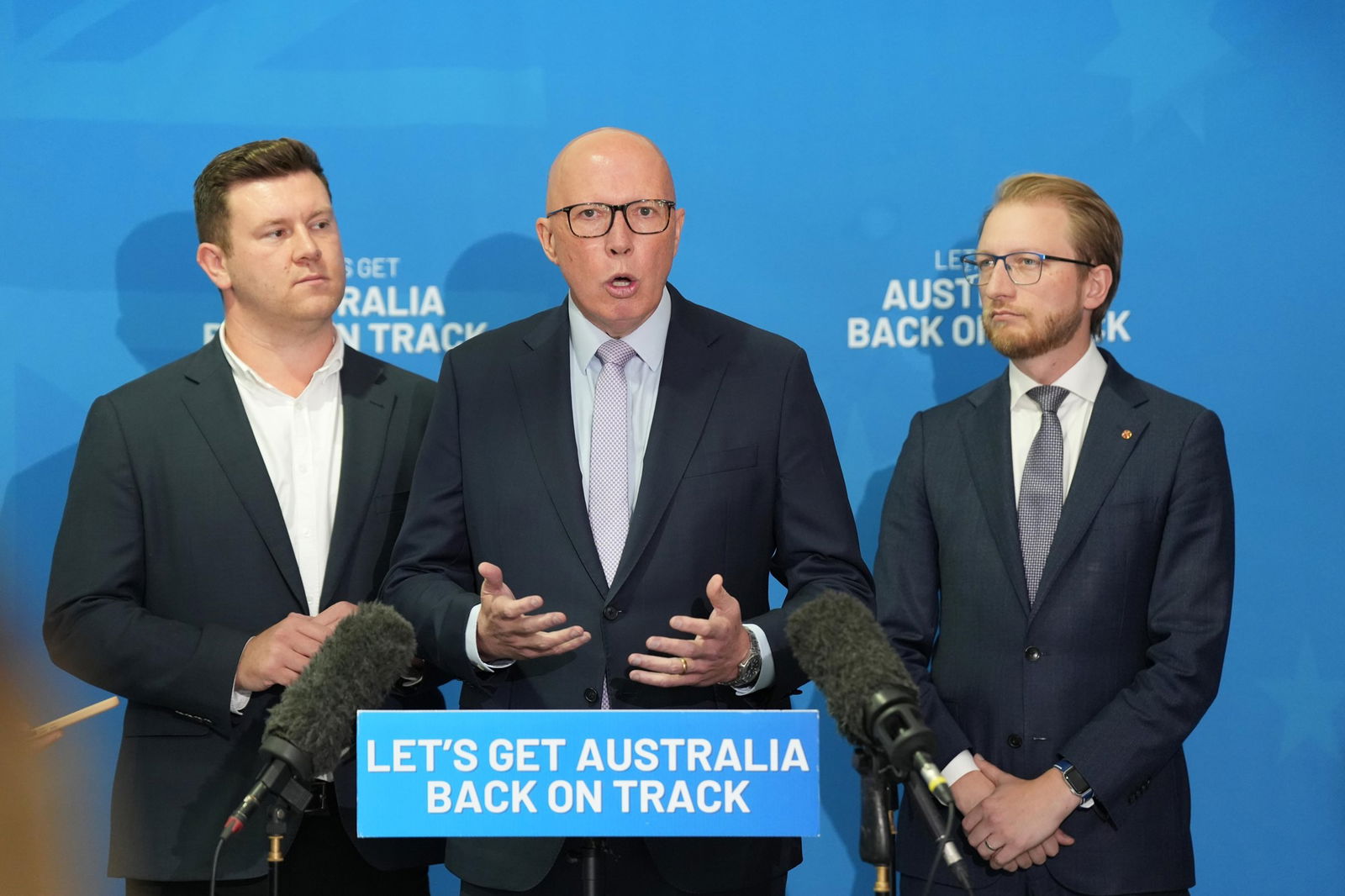 Peter Dutton wideshot with James Paterson