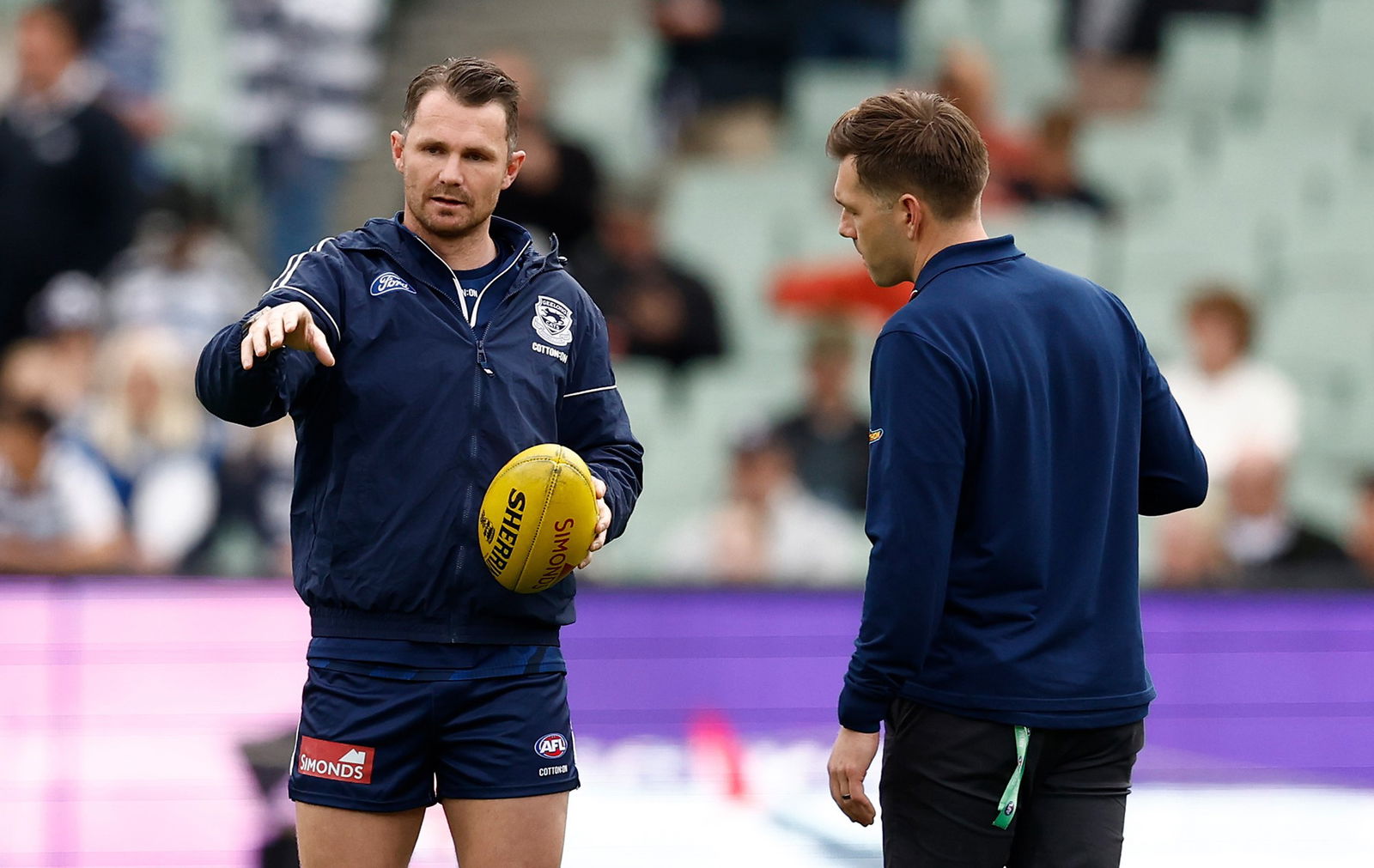 Patrick Dangerfield warms up