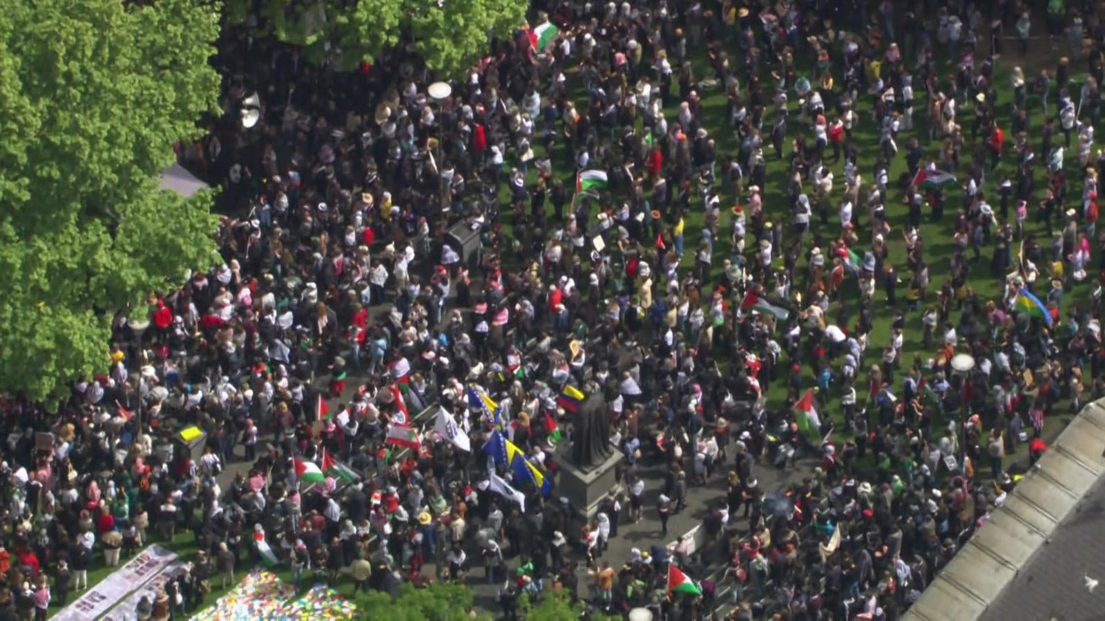 A crowd in front of the State Library of Victoria