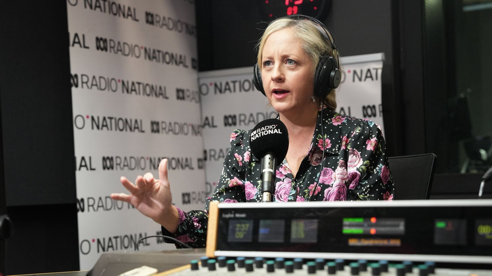 Melissa McIntosh interviewed in the Radio National Breakfast Studio.