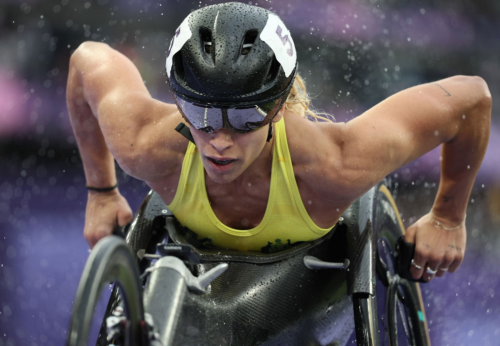 Madison de Rozario competing at the Paris Paralympics.