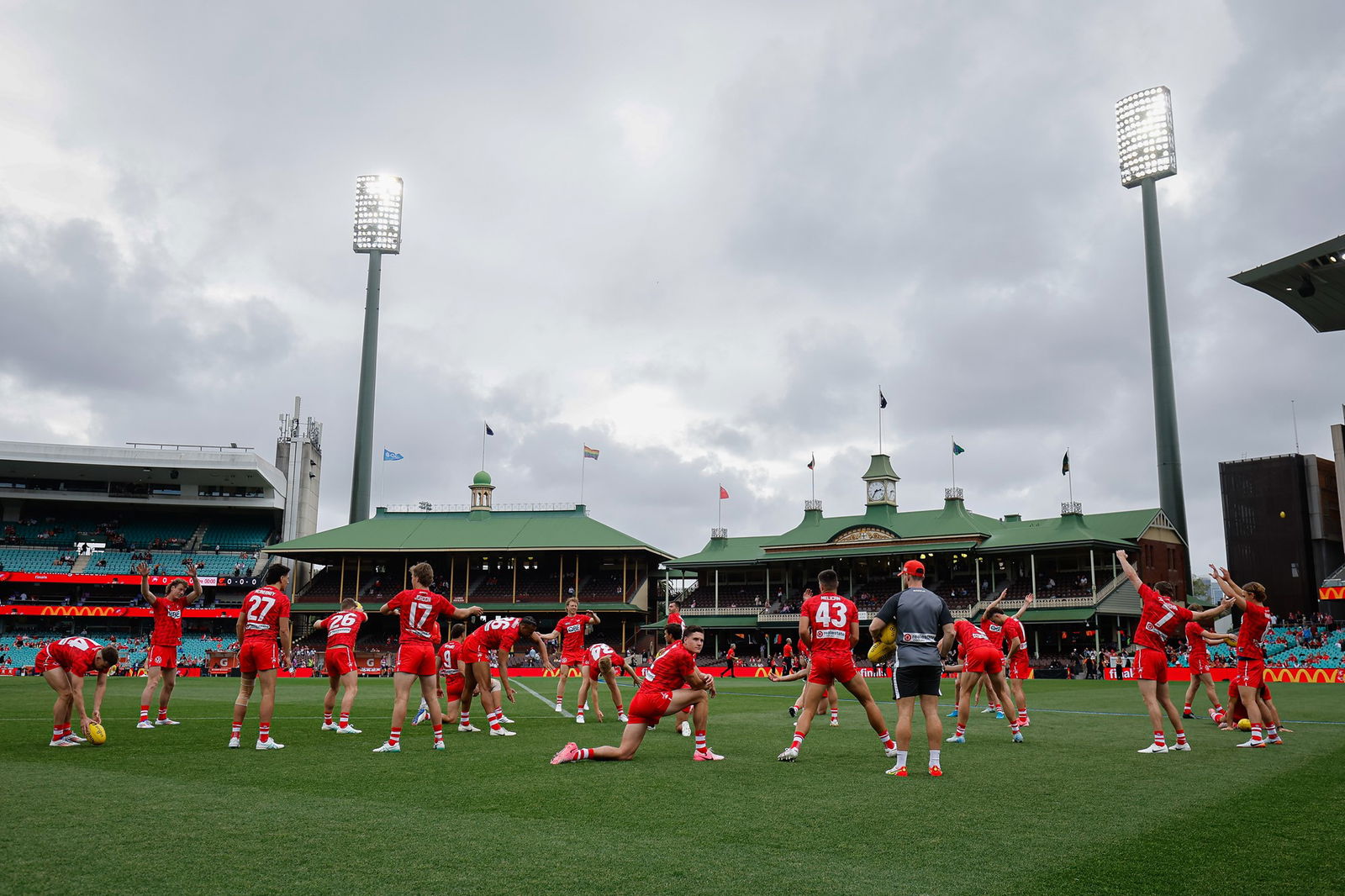 Swans players warm up