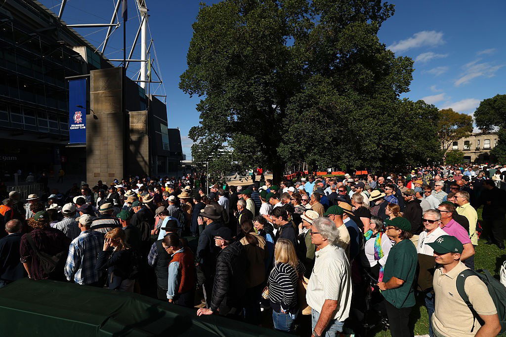 Llegan los miembros del MCG