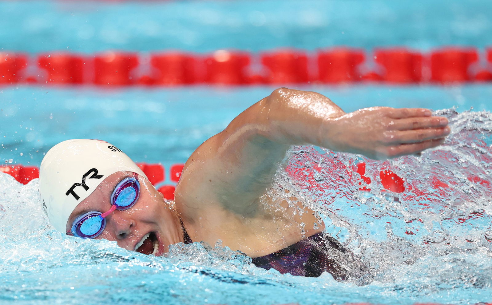 America's Morgan Stickney set a new Paralympic record to win gold.