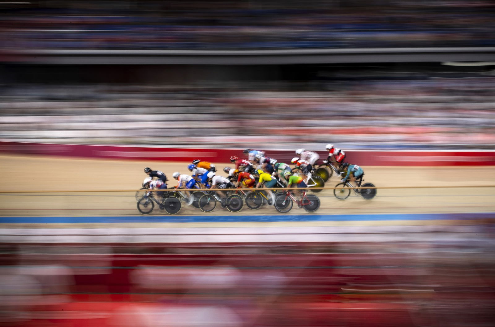 A general view as riders compete during the Women's Omnium elimination race, 3 round of 4 of the track cycling on day sixteen of the Tokyo 2020 Olympic Games 