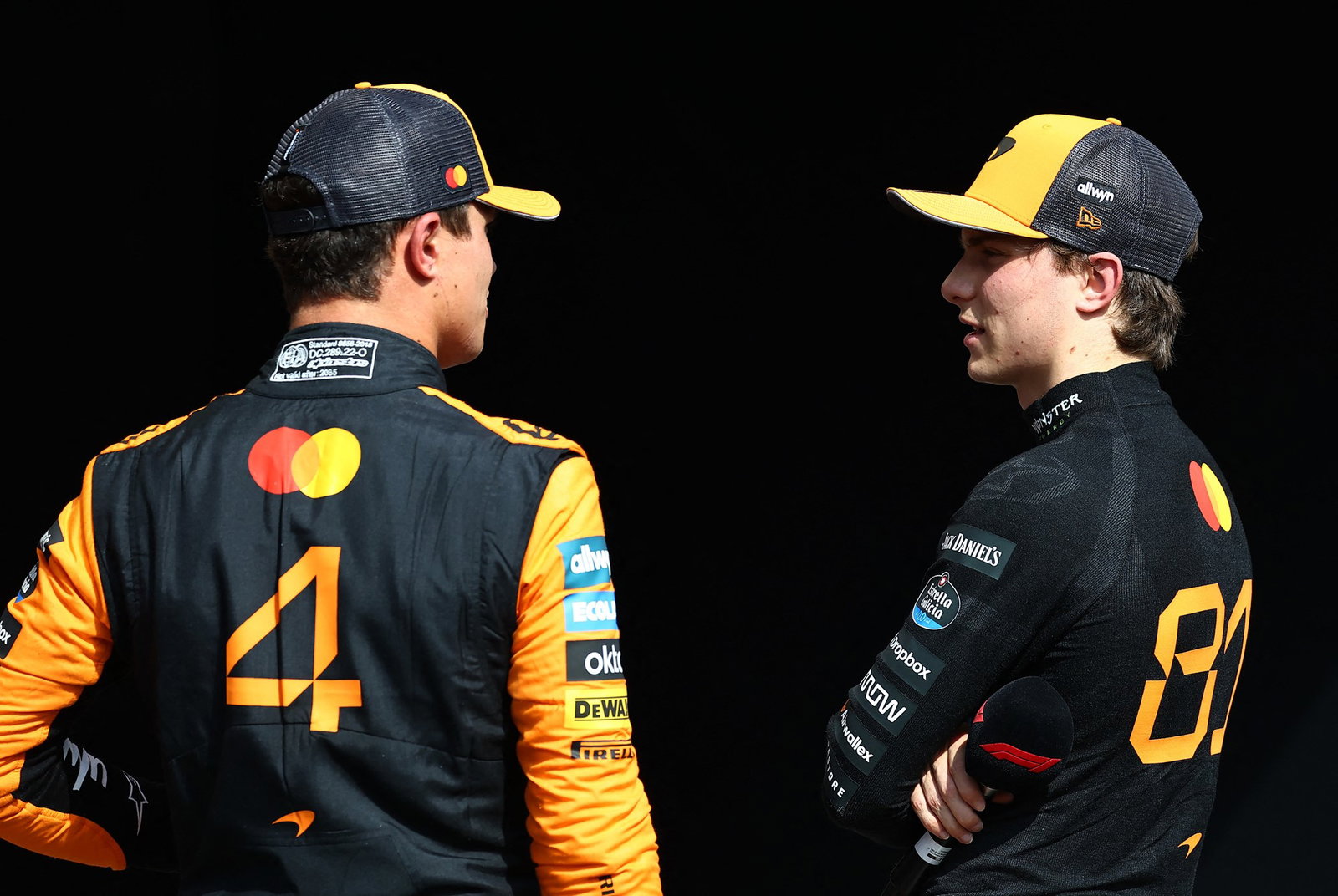 F1 dwell Belgian Grand Prix: Oscar Piastri begins second behind Lando Norris, moist race forecast for Spa-Francorchamps 9 Lando Norris and Oscar Piastri talking to each other in the pit lane after qualifying