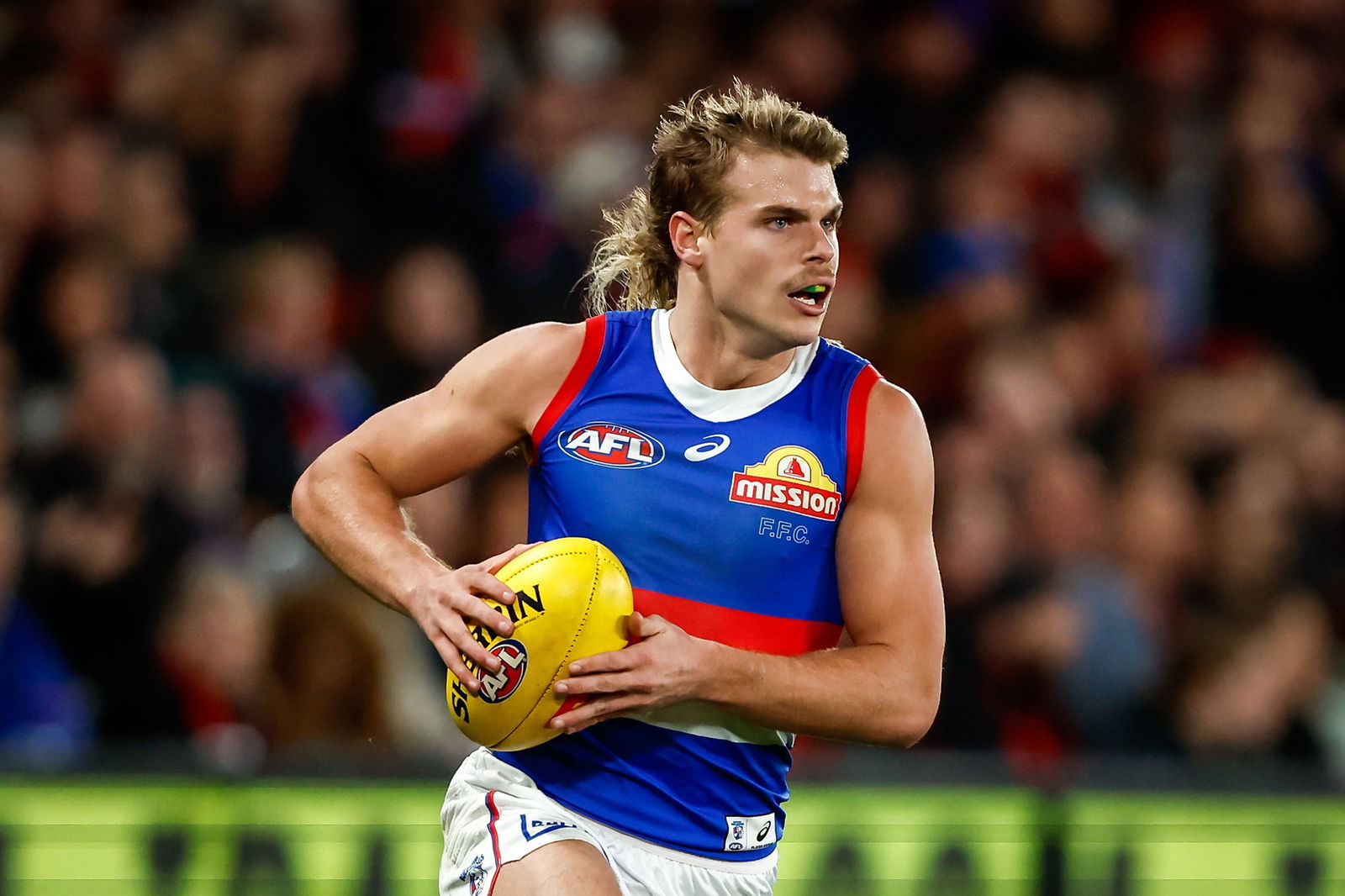 Bailey Smith's future is in the limbo as Geelong and the Bulldogs haggle over draft picks.