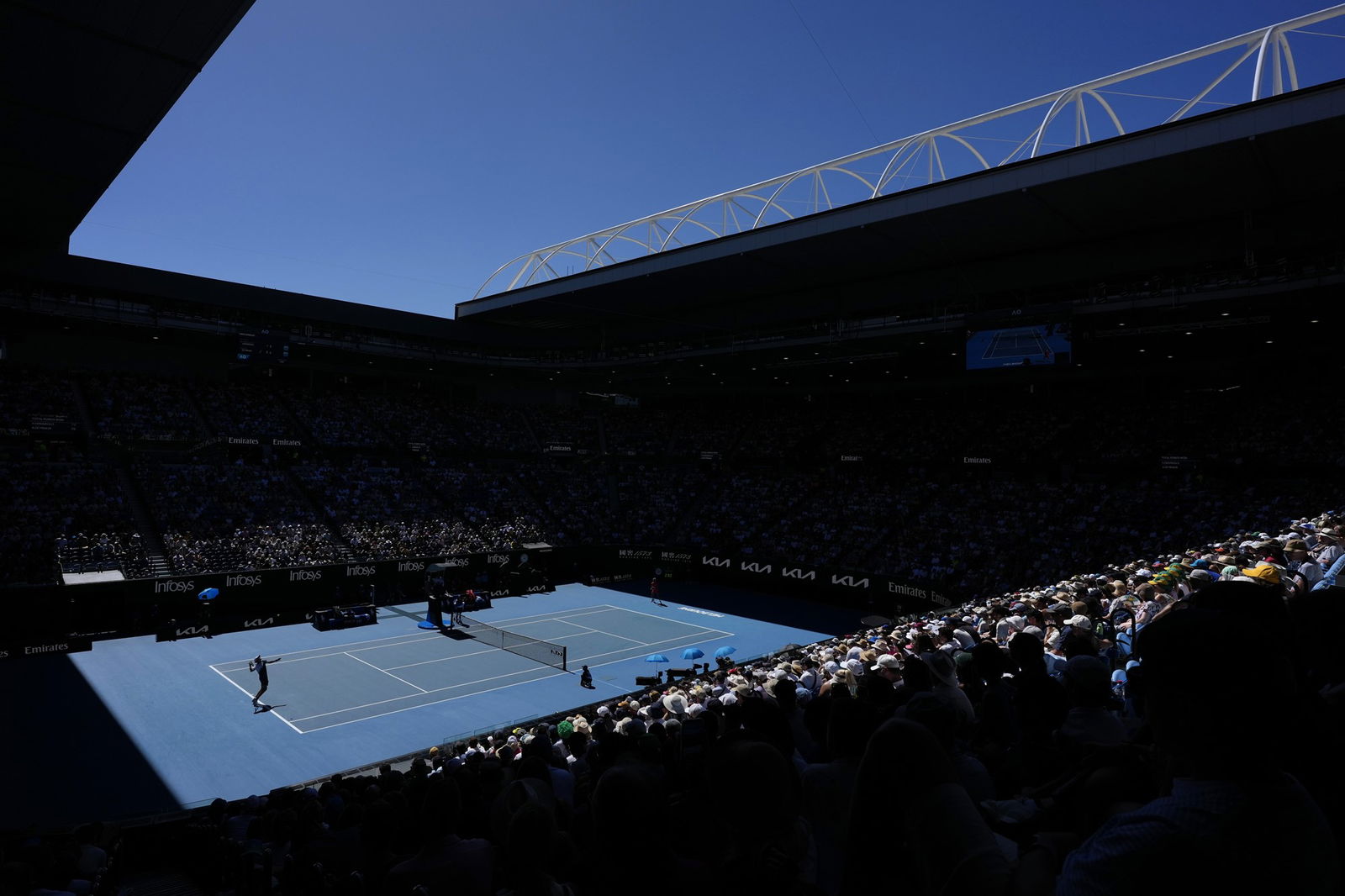 Fans watch Australian Open.