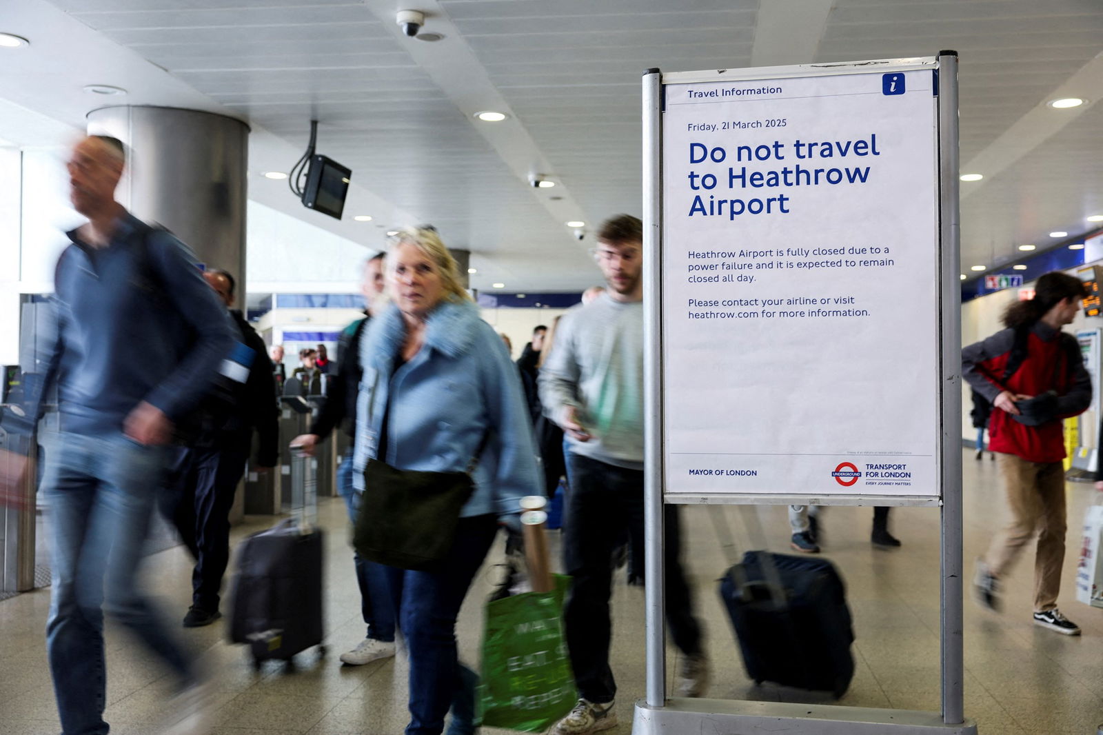 Heathrow Fire Causes Airport Closure: Thousands Stranded, Counter-Terror Police Respond