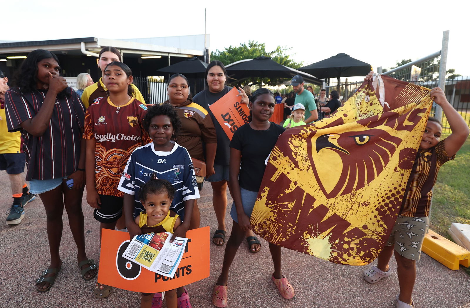 Fans in Darwin